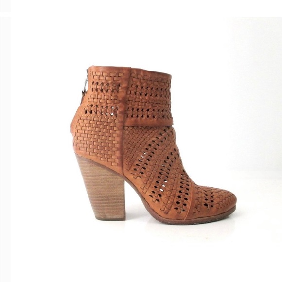 ❤️🔥HOST PICK 🥳 NIB RAG & BONE CLASSIC NEWBURY ANKLE BOOT WOVEN IN NATURAL - Picture 4 of 14